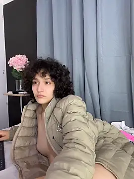 TeensNews18 online show from February 12, 11:38 am