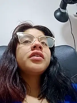 Snapshot of Julieth_brown_ chatting on September 28, 12:10 pm Julieth brown online show from September 28, 12:10 pm