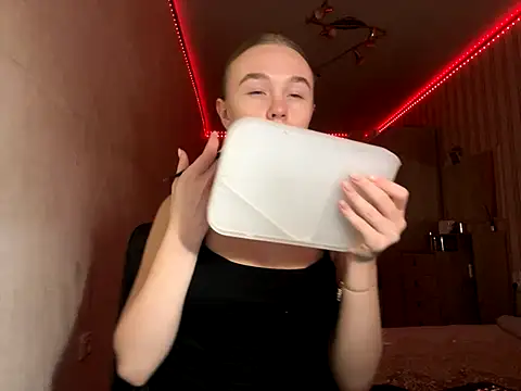 bellameow88 online show from October 13, 11:54 am