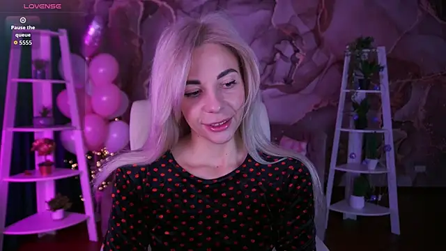 BellaRayyy online show from February 18, 2:13 pm