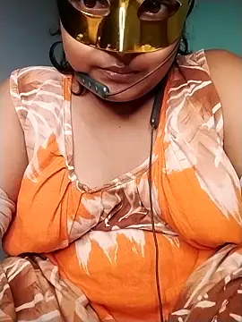 Snapshot of mimi87hoty chatting on June 18, 4:44 pm mimi87hoty online show from June 18, 4:44 pm