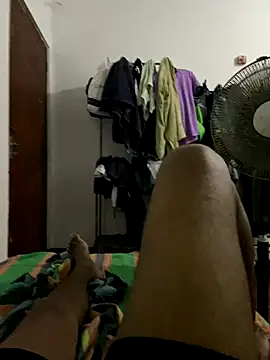 Snapshot of Senurak99 chatting on October 9, 1:20 pm Senurak99 online show from October 9, 1:20 pm