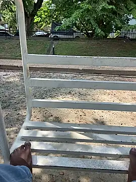 Snapshot of Senurak99 chatting on November 11, 8:25 am Senurak99 online show from November 11, 8:25 am