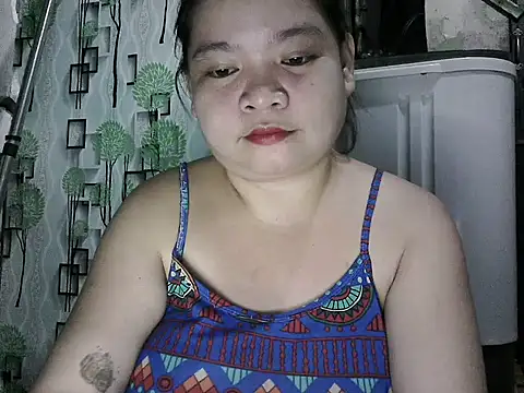 Snapshot of juicey_pussy chatting on September 28, 6:13 pm juicey pussy online show from September 28, 6:13 pm