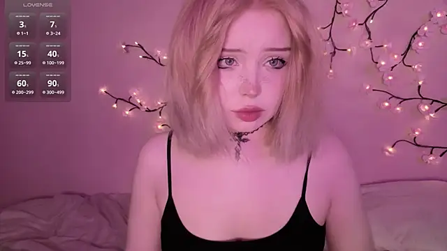 RileyVice online show from April 16, 8:15 am