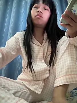 Snapshot of jingjing005 chatting on April 28, 7:46 am jingjing005 online show from April 28, 7:46 am
