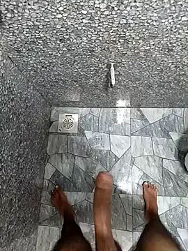 SHIFT1234 online show from April 13, 5:02 am