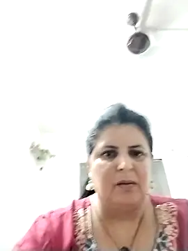 Snapshot of Jann_Riya333 chatting on May 11, 5:43 pm Jann Riya333 online show from May 11, 5:43 pm