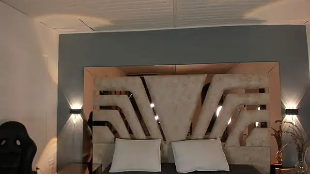 Snapshot of BellaBoobs_ chatting on January 18, 10:24 pm BellaBoobs online show from January 18, 10:24 pm