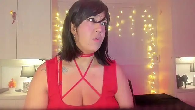 VickyRuiz  online show from April 27, 7:34 pm