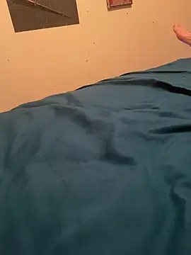 DilfSlut online show from May 3, 8:31 am