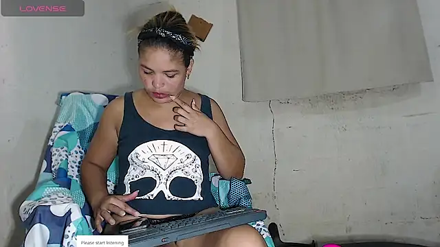 Snapshot of luisafe2025 chatting on May 28, 11:40 am luisafe2025 online show from May 28, 11:40 am