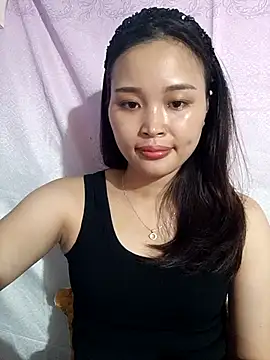 Snapshot of Lili_lovely chatting on September 14, 2:44 am Lili lovely online show from September 14, 2:44 am