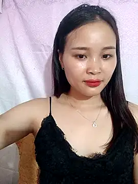 Snapshot of Lili_lovely chatting on September 22, 3:08 am Lili lovely online show from September 22, 3:08 am