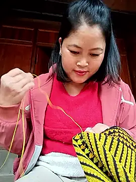 maycuc123 online show from January 8, 1:41 am