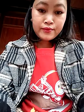 maycuc123 online show from January 16, 12:47 am