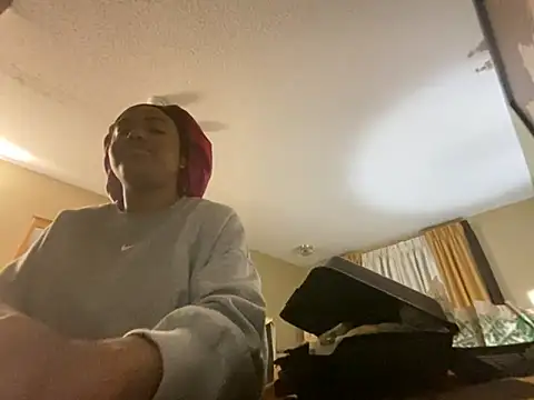 princesslivv online show from October 8, 6:22 am