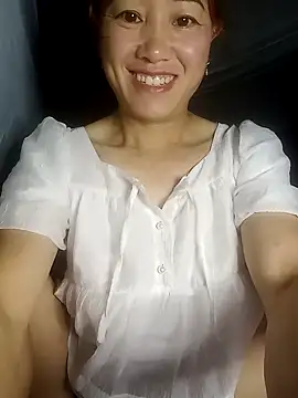 Snapshot of Fienjr chatting on September 11, 8:20 pm Fienjr online show from September 11, 8:20 pm