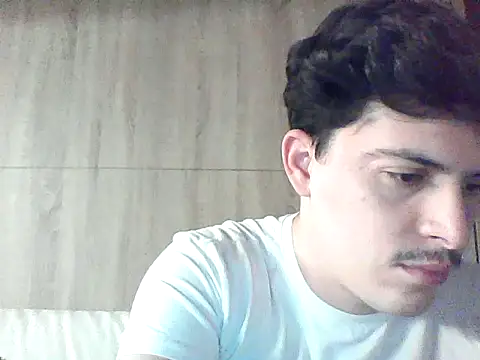 Snapshot of dock_75 chatting on October 20, 6:30 pm dock 75 online show from October 20, 6:30 pm