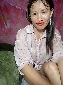Snapshot of rubi_bae chatting on June 28, 12:27 am rubi bae online show from June 28, 12:27 am