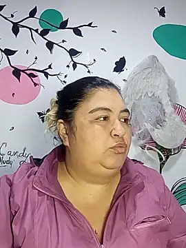 curvy diva  online show from November 4, 11:09 am