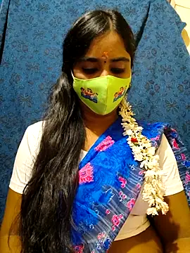 mini-queen online show from November 21, 3:33 pm