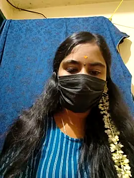 mini-queen online show from December 18, 7:36 am