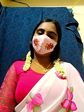 mini-queen online show from January 9, 12:52 pm