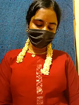 mini-queen online show from April 29, 5:52 pm