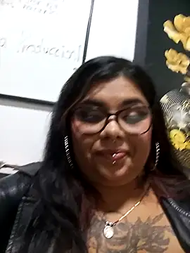 snow belle online show from October 22, 9:14 pm