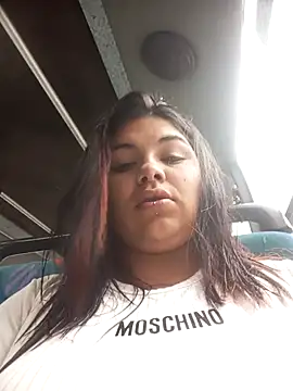 snow belle online show from January 5, 6:44 pm