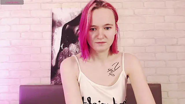 Ericha Stone online show from October 4, 2:20 am