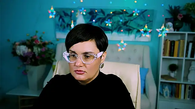 LauraDavidsons online show from October 2, 4:47 pm