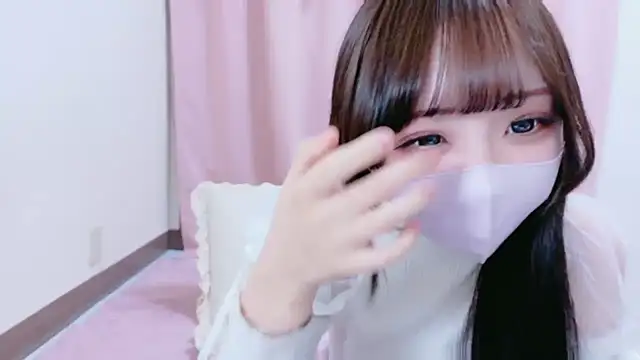 Mashiro-chan online show from December 18, 10:10 am