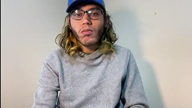 zacthefeetguy online show from February 24, 3:43 pm