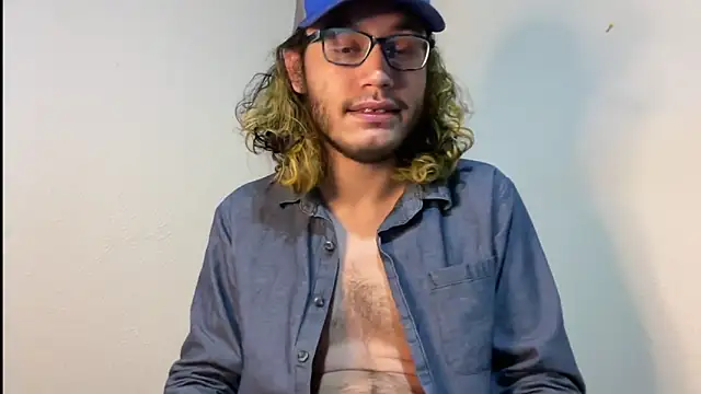 zacthefeetguy online show from March 1, 5:20 am