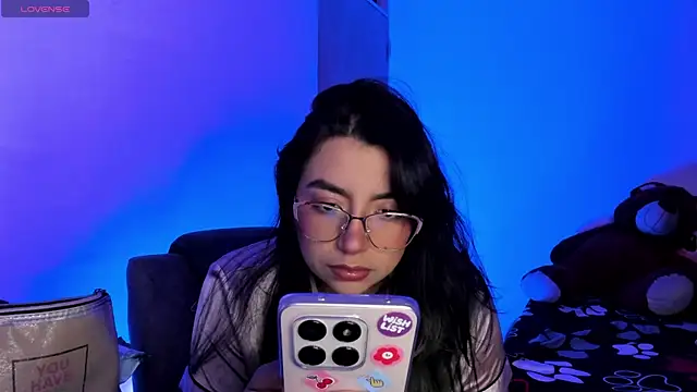 sammy bunny1 online show from April 16, 4:35 am