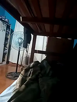 Snapshot of Daniarg10 chatting on November 18, 2:28 am Daniarg10 online show from November 18, 2:28 am