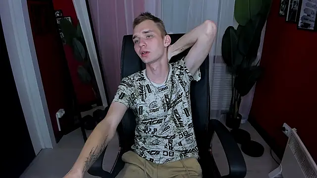 Snapshot of TimBlaks chatting on October 1, 5:30 pm TimBlaks online show from October 1, 5:30 pm