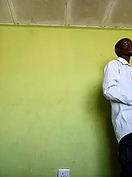 Snapshot of phumlanisanka chatting on November 7, 8:47 am phumlanisanka online show from November 7, 8:47 am