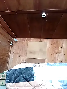 Snapshot of phumlanisanka chatting on December 23, 9:40 am phumlanisanka online show from December 23, 9:40 am