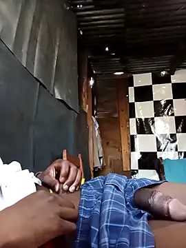 Snapshot of phumlanisanka chatting on March 4, 3:29 pm phumlanisanka online show from March 4, 3:29 pm