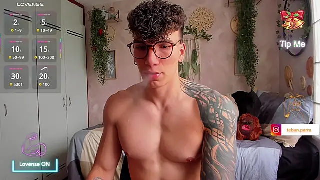 estebandi do online show from January 8, 2:52 pm