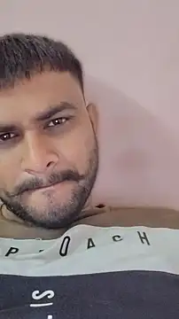 Snapshot of Frvgggghh chatting on February 26, 3:49 am Frvgggghh online show from February 26, 3:49 am