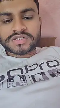 Snapshot of Frvgggghh chatting on March 13, 8:54 am Frvgggghh online show from March 13, 8:54 am