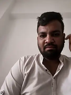 vinay smalldick online show from February 20, 1:57 am