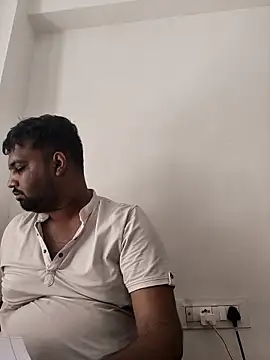 vinay smalldick online show from April 15, 5:36 am