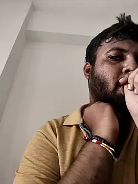 vinay smalldick online show from June 28, 3:23 am