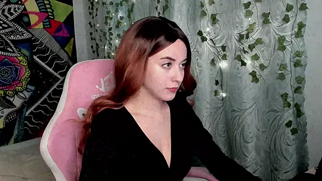 mona fly online show from October 16, 2:40 pm