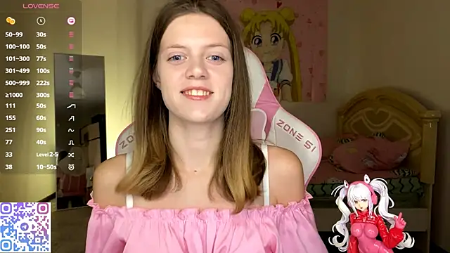 VibeQueenLucy online show from October 19, 2:18 pm